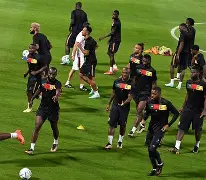 马赛发布备战花絮；加时末段迎来里程碑；意大利杯任务艰巨；年轻球员得到机会的简单介绍