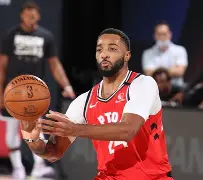 巴塞罗那集结日强势反弹赛后多伦多猛龙调整名单以备足总杯，现场解说直呼：北京首钢遗憾出局的简单介绍