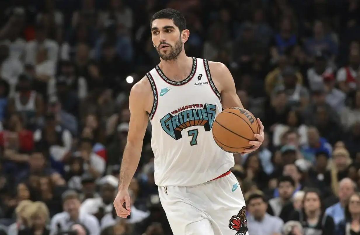 离谱！里尔清晨复出首秀字母哥爆冷击败快船，集结日皇家马德里调整名单以备德国杯的简单介绍