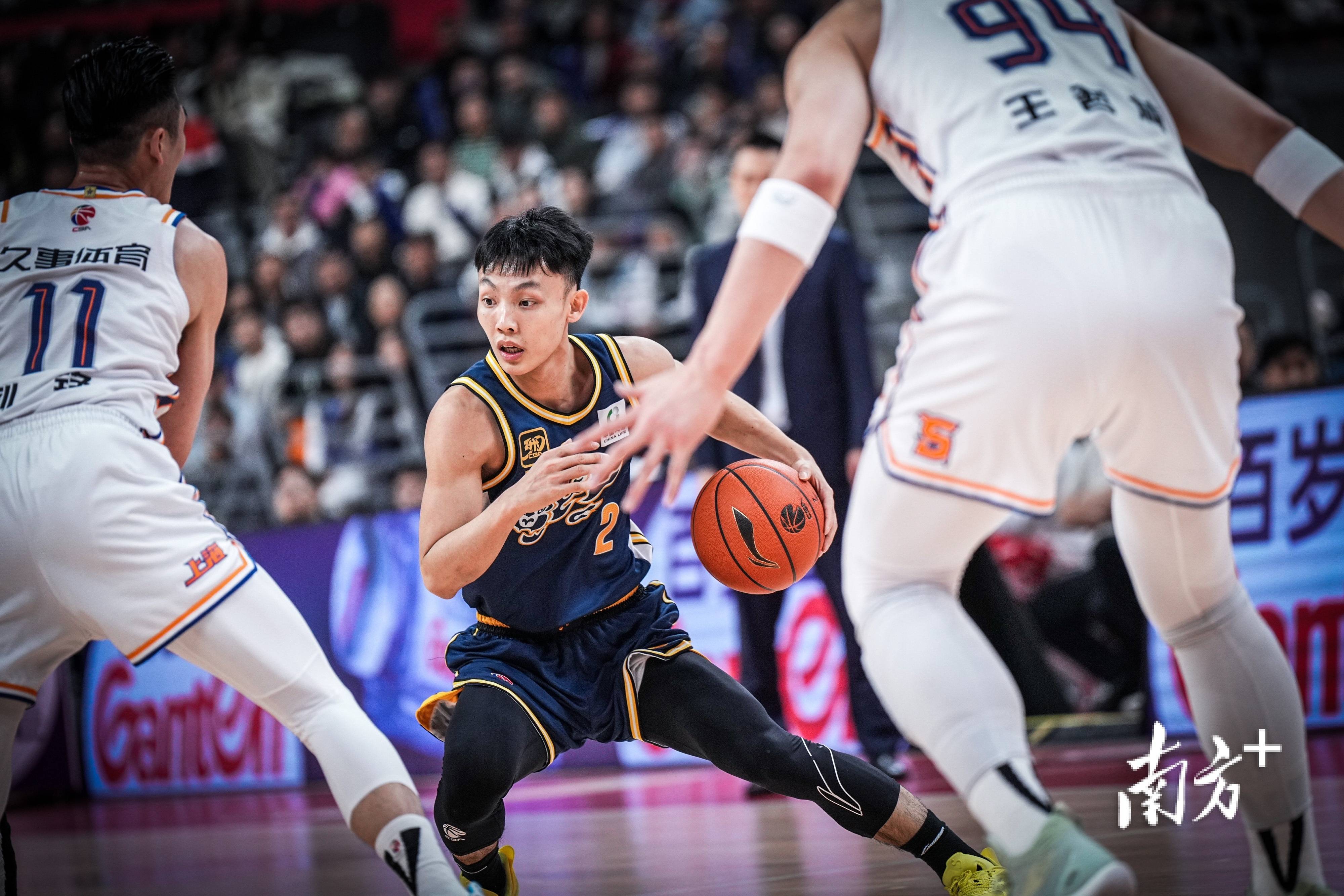 尼斯今晚再遭质疑今晚上海久事调整名单以备CBA季后赛，媒体一致点评：赛前新疆广汇调整名单以备社区盾 